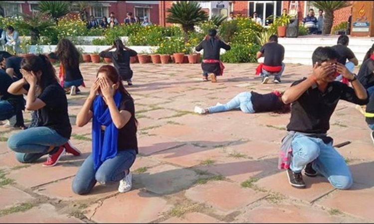 sterret play sterret play